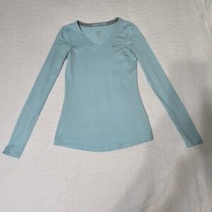 Nike Pro Dri-FIT Women's Long Sleeve V-Neck Slim Athletic Top Light Blue S